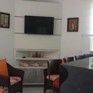 Apartamento Residencial Leone, Bombinhas