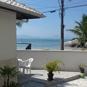Casa de Férias Casa Beira Mar Mariscal 1, Bombinhas